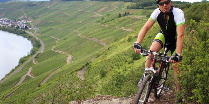 Mountainbiken in den Weinbergen